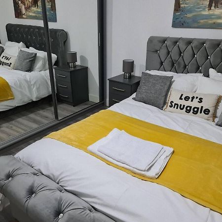 Sav Apartments - 2 Bed Cosy Flat Saffron Лестер Экстерьер фото
