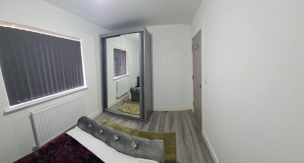Sav Apartments - 2 Bed Cosy Flat Saffron Лестер Номер фото