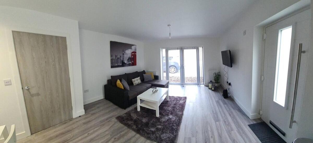 Sav Apartments - 2 Bed Cosy Flat Saffron Лестер Номер фото