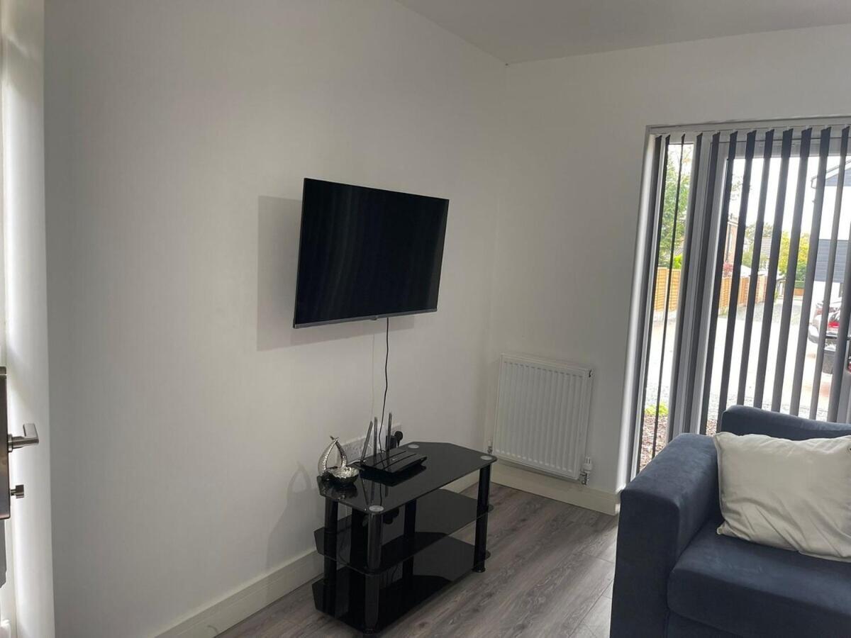 Sav Apartments - 2 Bed Cosy Flat Saffron Лестер Номер фото